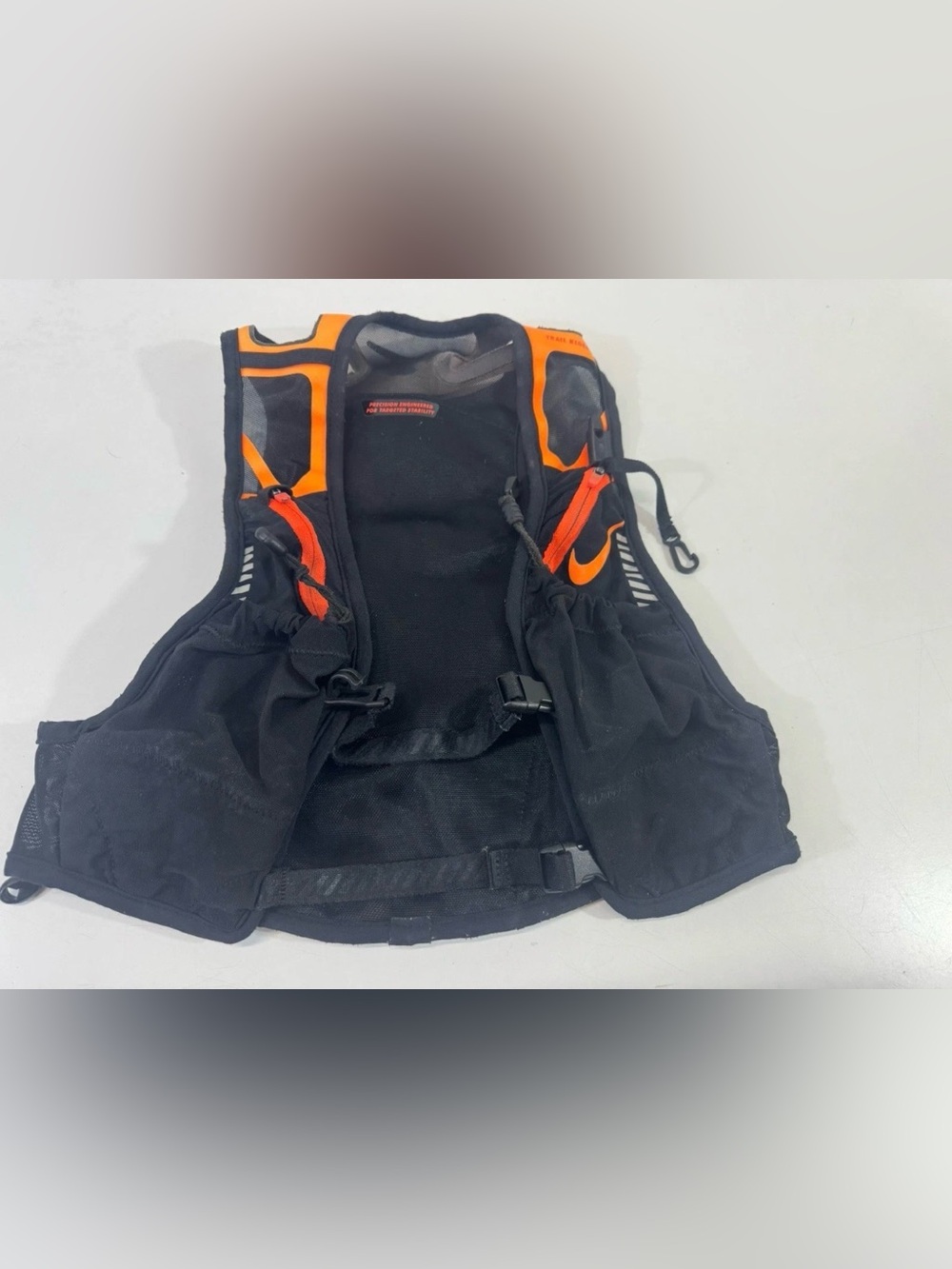 Nike Black & Orange Trail Running Vest 7 pockets adjustable